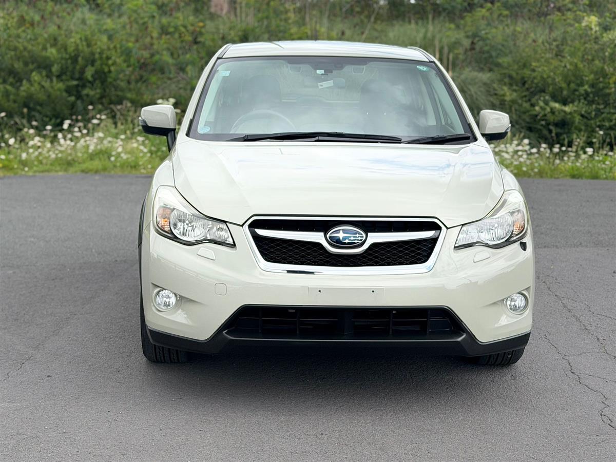 2014 Subaru XV EYESIGHT !! AWD !! Carousel 2