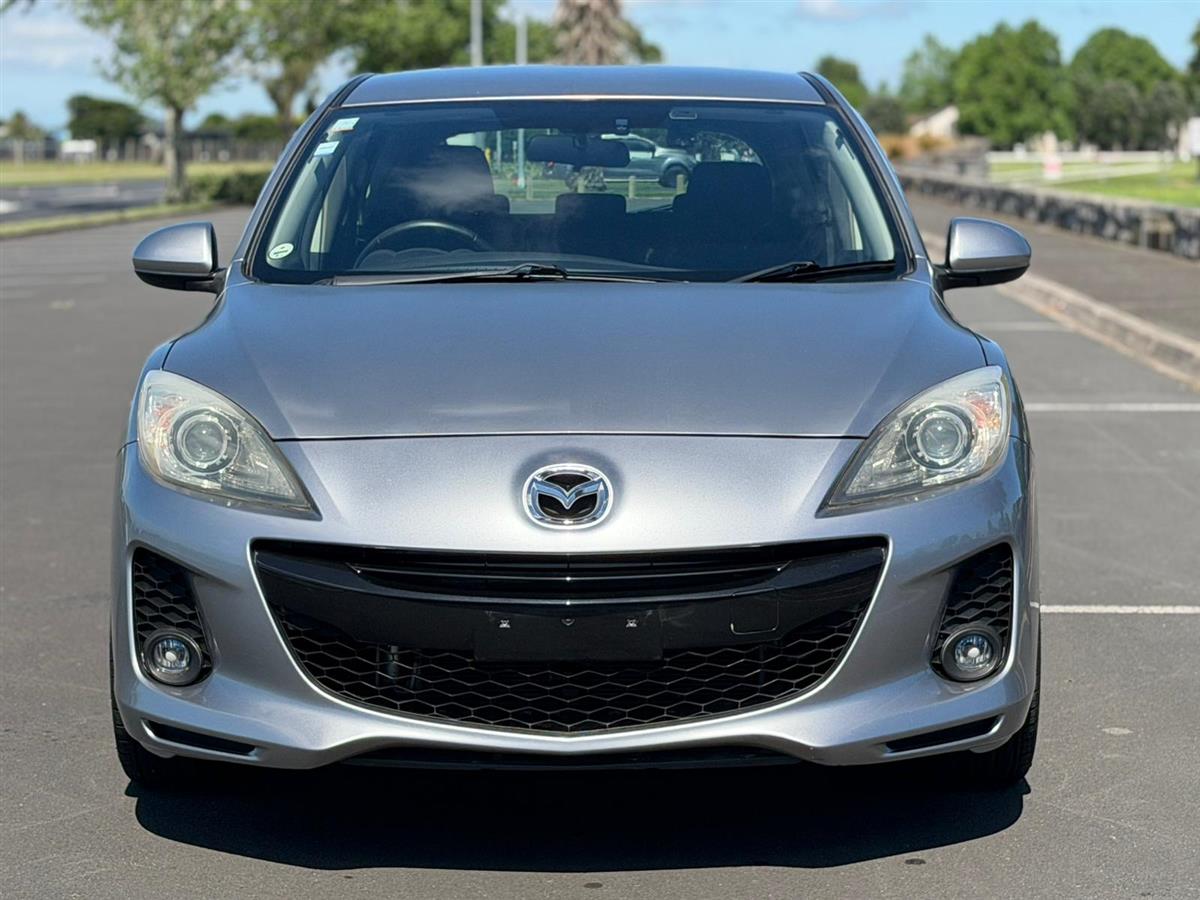 2012 Mazda Axela LOW KMS !! PUSH BUTTON START Carousel 2