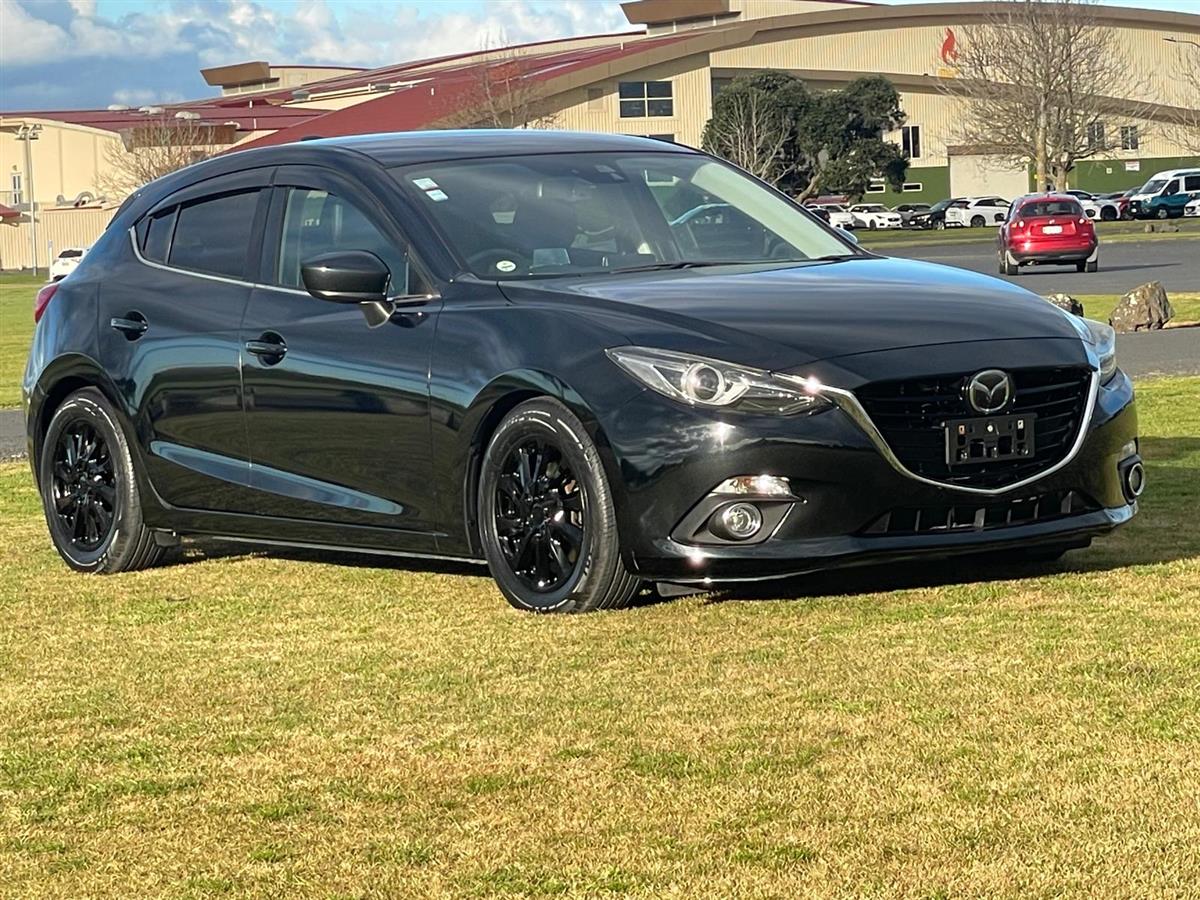 2014 Mazda Axela !! 2.0 SL !! LEATHER & HEATED SEATS !! Carousel 1