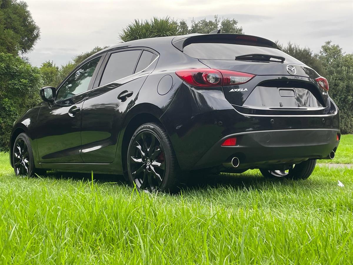 2013 Mazda Axela 2.0 SL !! LEATHER & HEATED SEATS !! Carousel 4