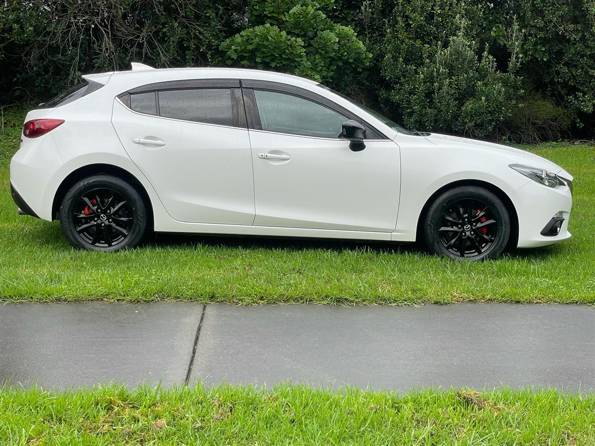2015 Mazda Axela !! HUD DISPLAY !! BRAND NEW TYRES !! Carousel 7