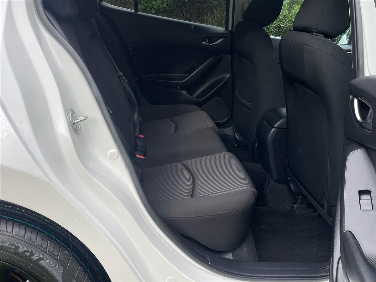 2015 Mazda Axela !! HUD DISPLAY !! BRAND NEW TYRES !! Carousel 9