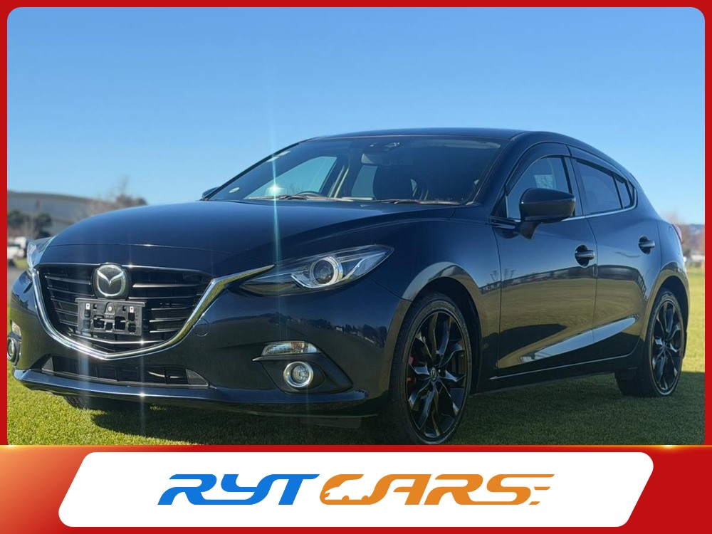 second hand 2014 Mazda Axela !! 2.0 S !! HUD DISPLAY !! for sale NZ