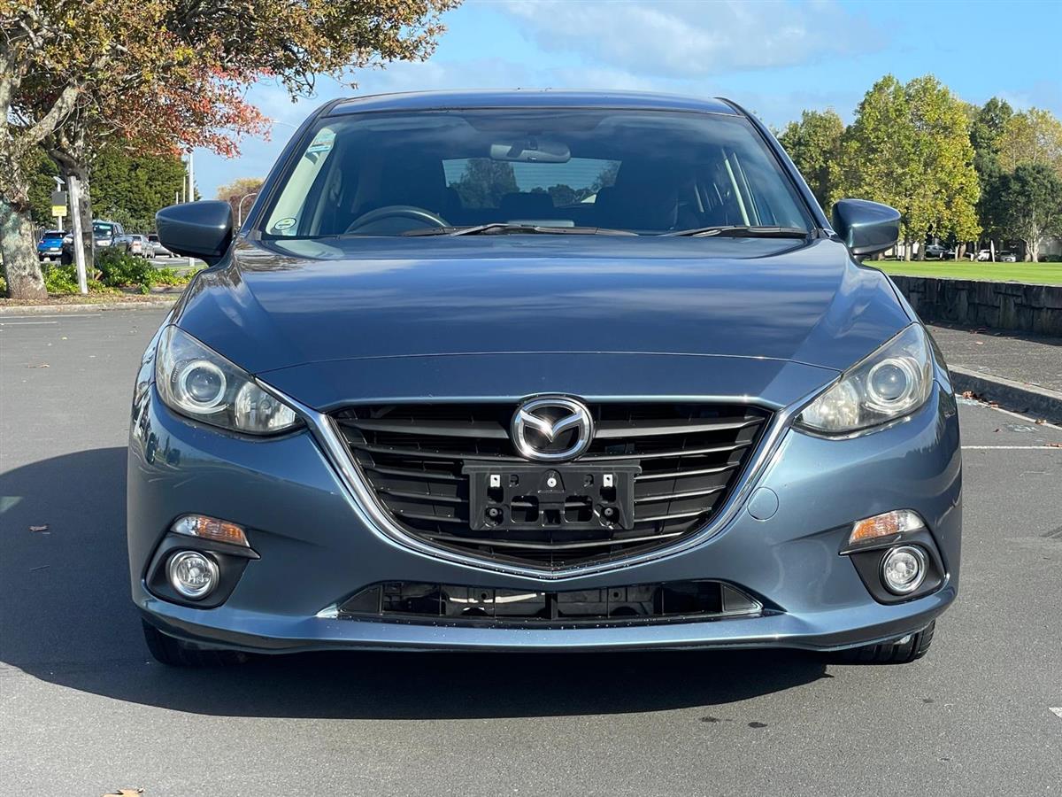 2014 Mazda Axela BLACK ALLOYS !! FINANCE AVAILABLE Carousel 2