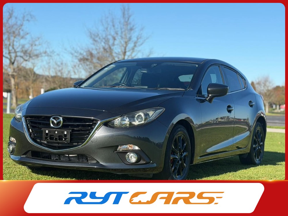 second hand 2016 Mazda Axela SKYACTIV !! BLACK ALLOYS !! for sale NZ