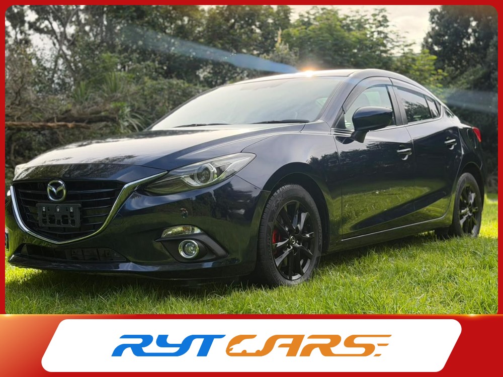 second hand 2014 Mazda Axela HYBRID !! HEATED & LEATHER SEATS !! for sale NZ