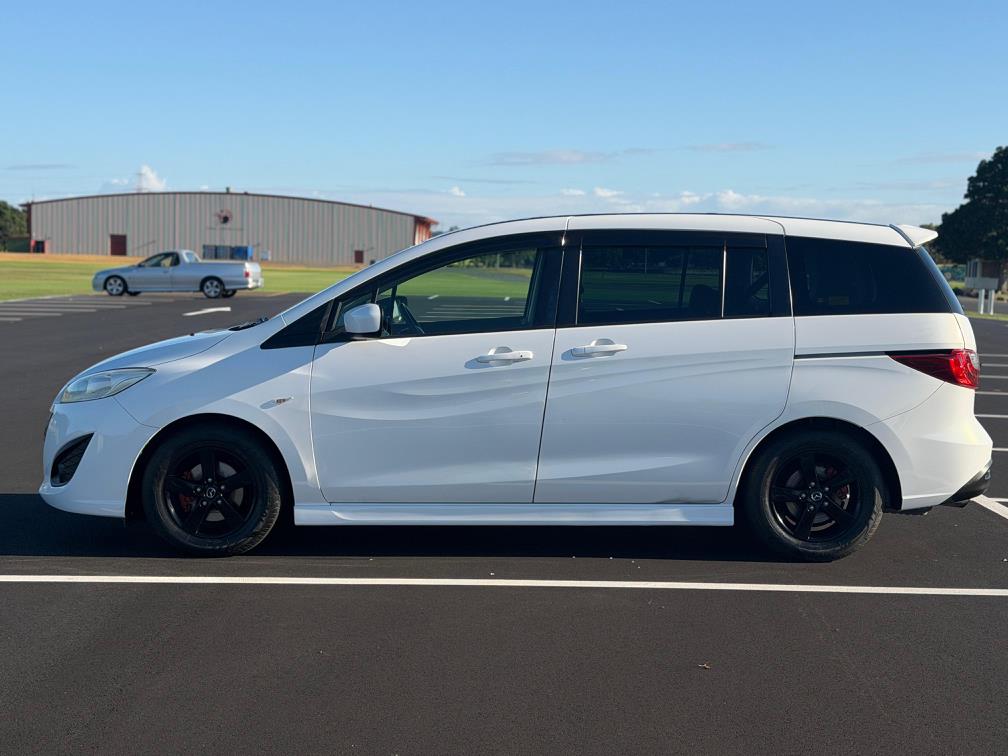 2013 Mazda Premacy 7 SEATER !! POWER SLIDING DOORS Carousel 3
