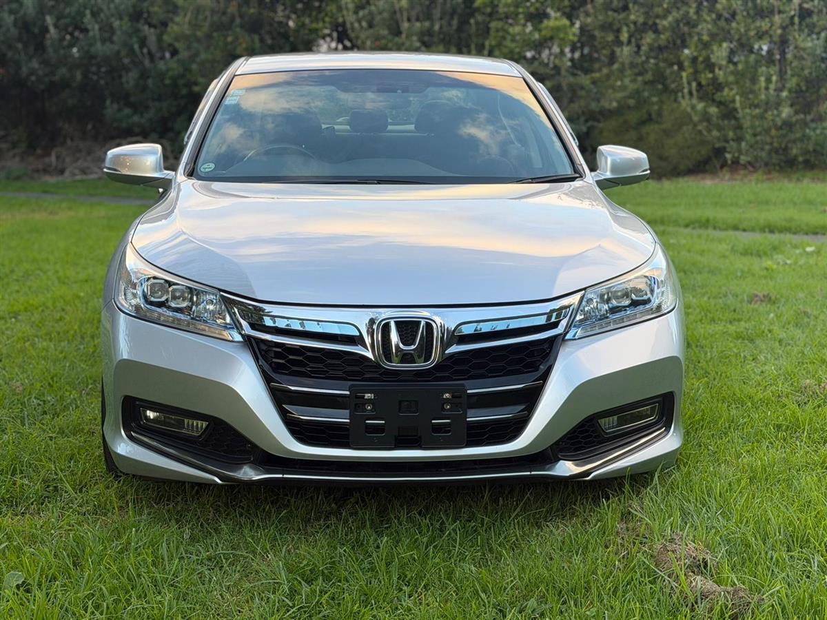 2013 Honda Accord HYBRID !! CRUISE CONTROL !! Carousel 2