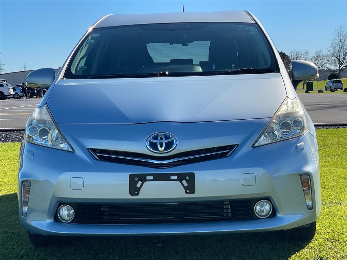 second hand 2014 Toyota Prius ALPHA HYBRID !! 7 SEATER !! for sale NZ Collage 2