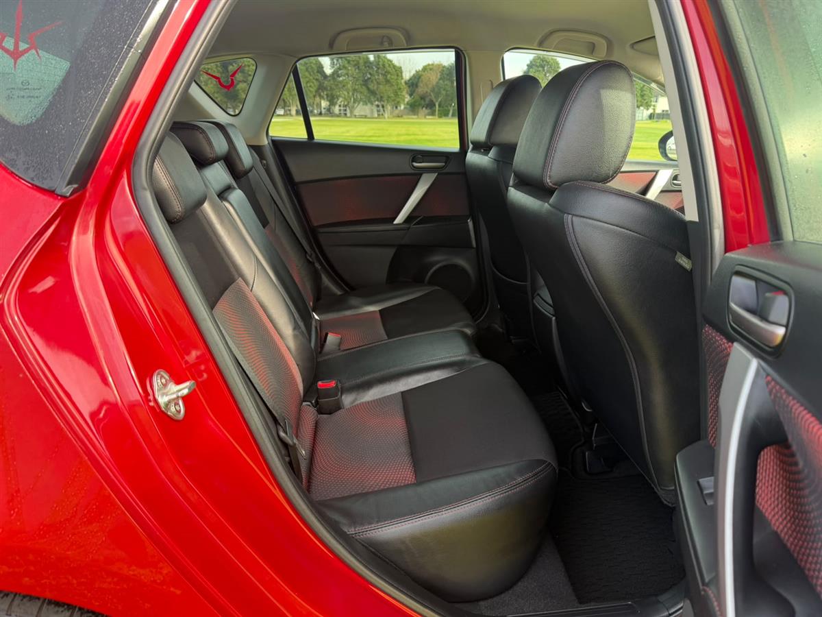 2013 Mazda Axela MAZDASPEED !! 6 SPEED MANUAL !!! Carousel 9