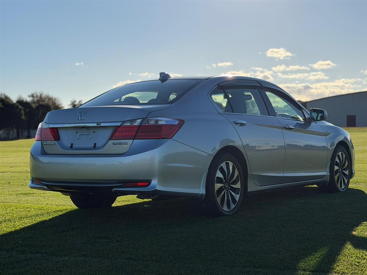 2013 Honda Accord HYBRID !! CRUISE CONTROL !! Carousel 4