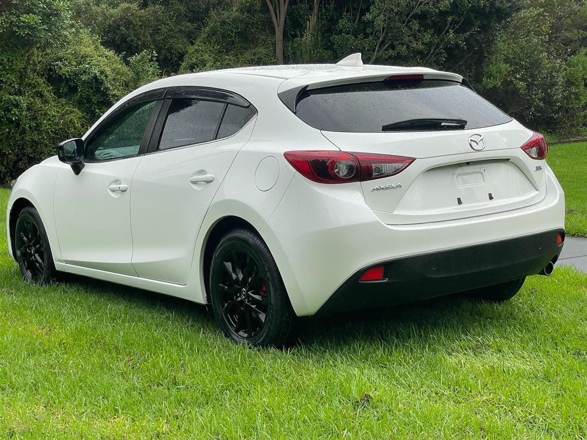 2015 Mazda Axela !! HUD DISPLAY !! BRAND NEW TYRES !! Carousel 3