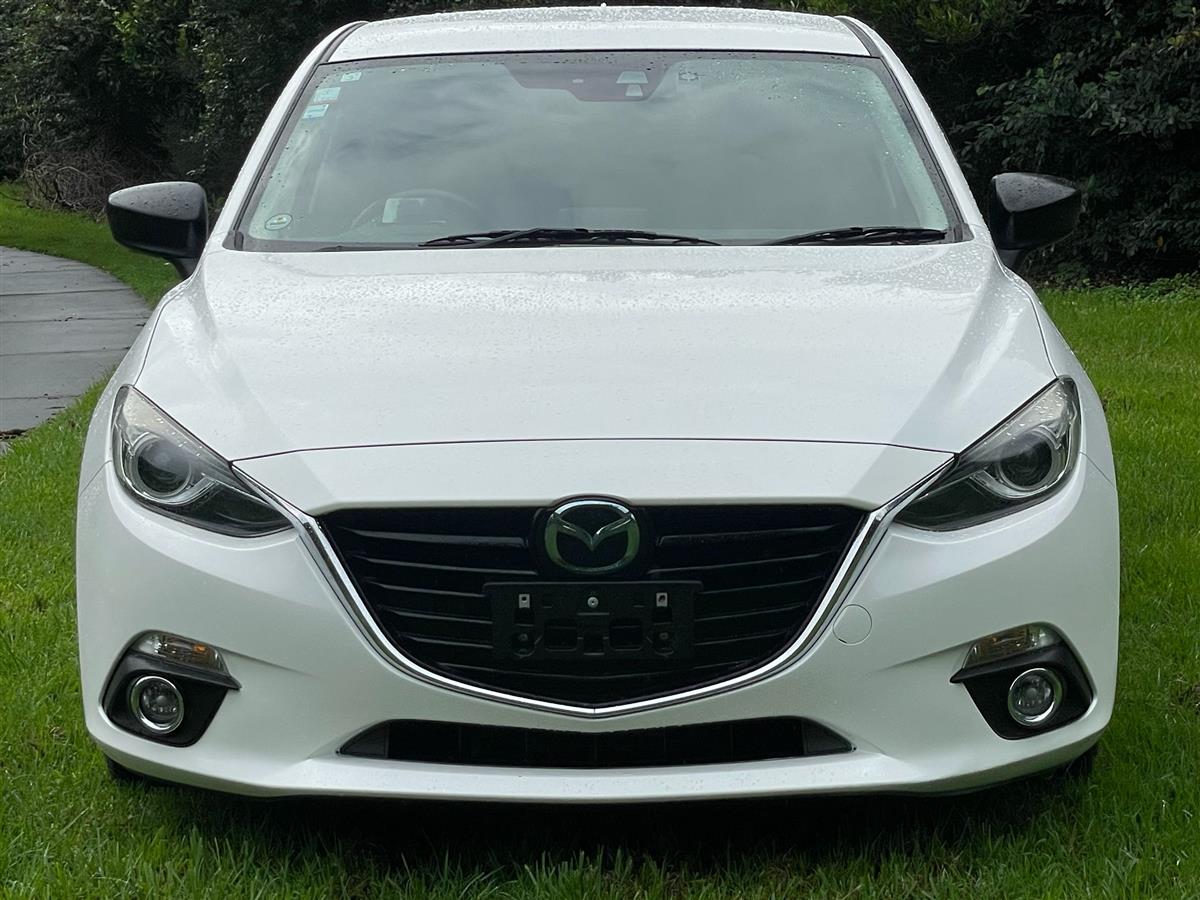 2015 Mazda Axela !! HUD DISPLAY !! BRAND NEW TYRES !! Carousel 2