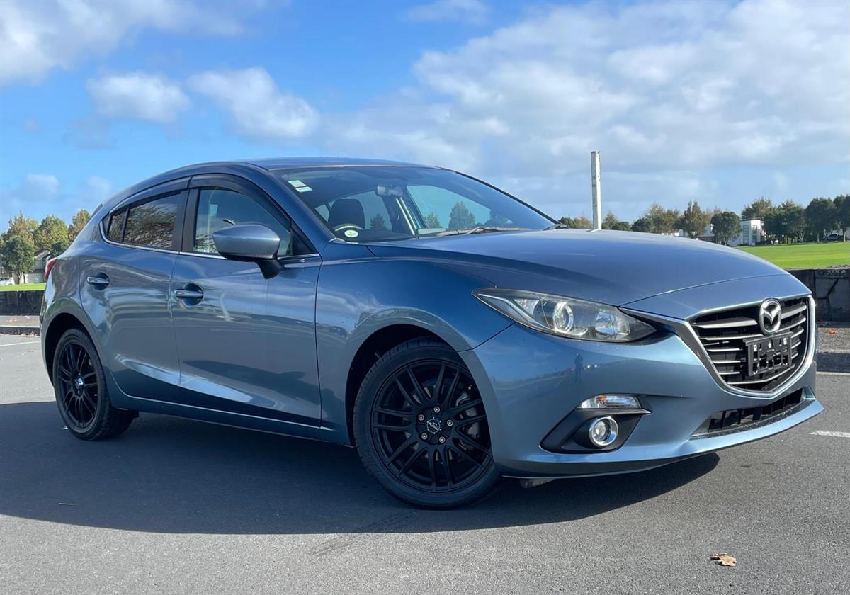 2014 Mazda Axela BLACK ALLOYS !! FINANCE AVAILABLE Carousel 1