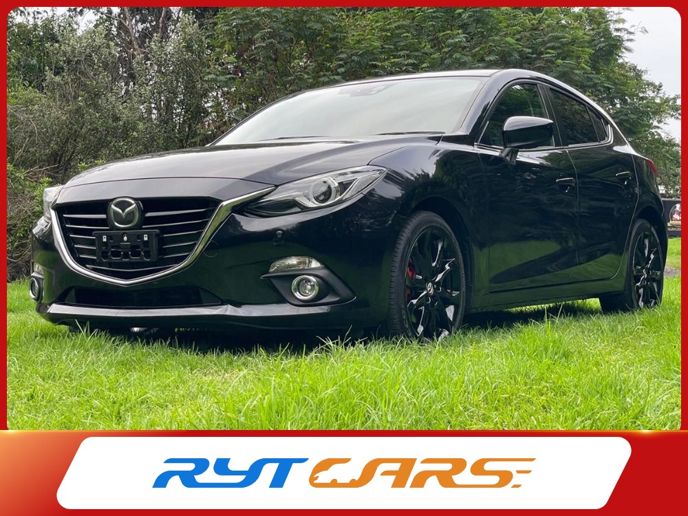 2013 Mazda Axela 2.0 SL !! LEATHER & HEATED SEATS !!