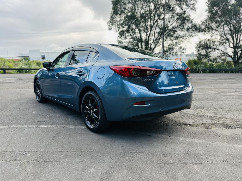 2016 Mazda Axela SPORTS !! SKYACTIVE ENGINE !! Carousel 4