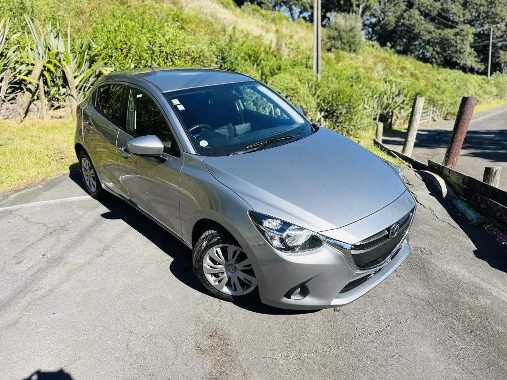 2016 Mazda Demio SPORTS !! SKYACTIVE ENGINE !! Carousel 8