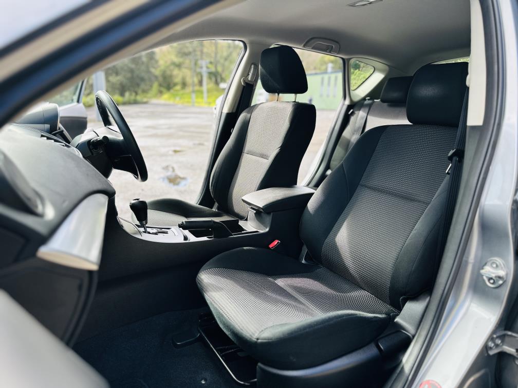 2013 Mazda Axela SPORTS !! SKYACTIVE ENGINE !! Carousel 14