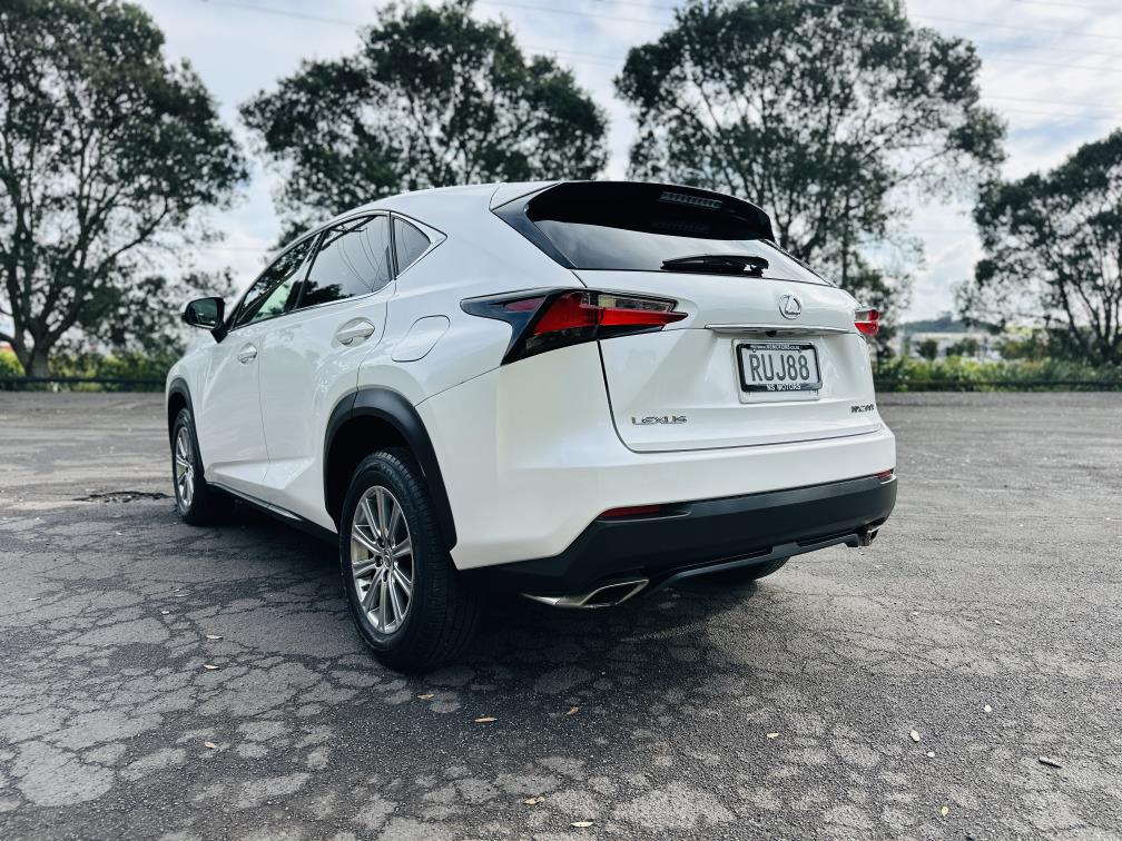 2016 Lexus NX 200t SPORTS !! TOP SPEC !! Carousel 4