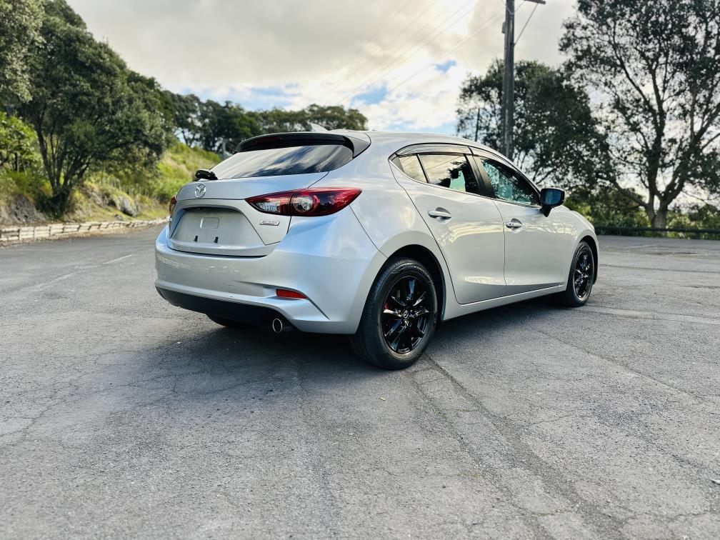 2017 Mazda Axela 15S SPORTS !! HIGH SPEC !! Carousel 6
