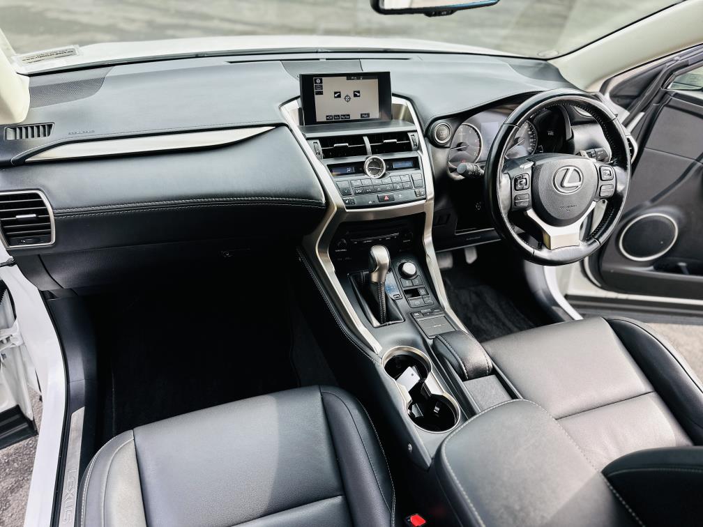2016 Lexus NX 200t SPORTS !! TOP SPEC !! Carousel 13