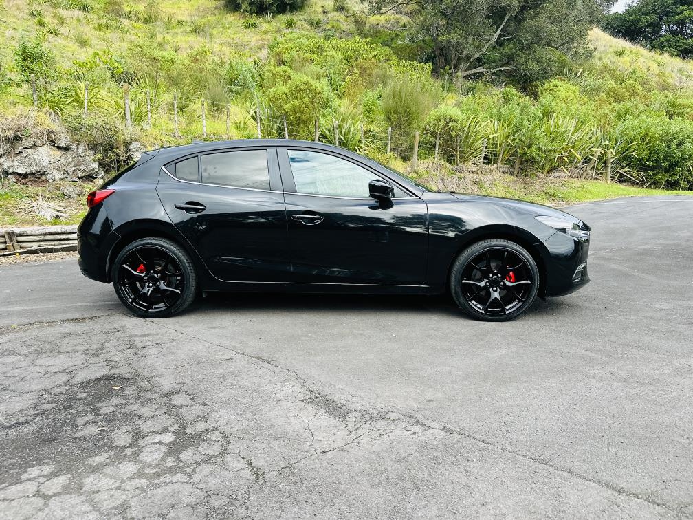2017 Mazda Axela 15S SPORTS !! HIGH SPEC !! Carousel 7
