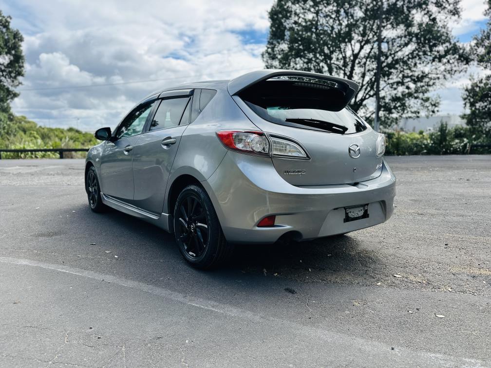 2013 Mazda Axela SPORTS !! ALL NEW TYERS !! Carousel 4