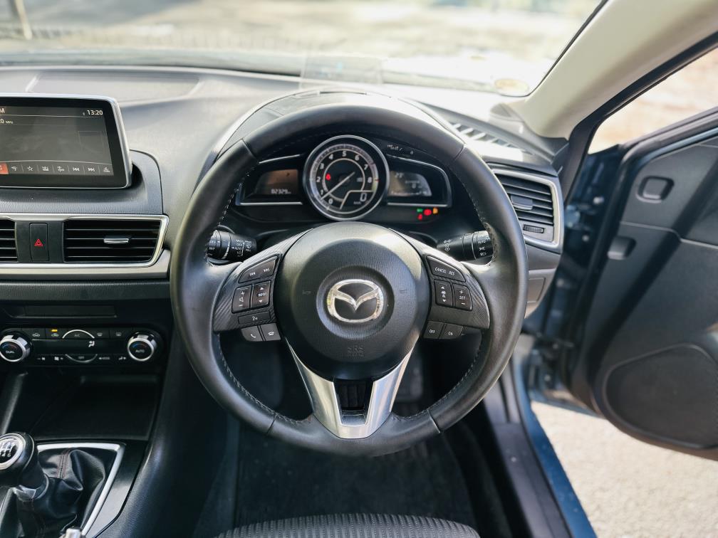 2015 Mazda Axela 15S SPORTS !! HIGH SPEC !! Carousel 9