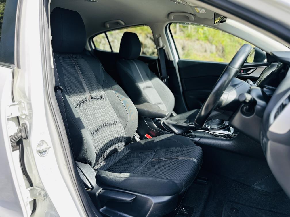 2016 Mazda Axela SPORTS !! HIGH SPEC !! Carousel 14