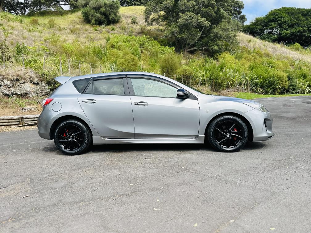 2013 Mazda Axela SPORTS !! ALL NEW TYERS !! Carousel 7