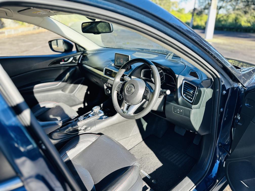 2013 Mazda Axela 20S L HYBRID SPORTS !! TOP SPEC !! Carousel 12