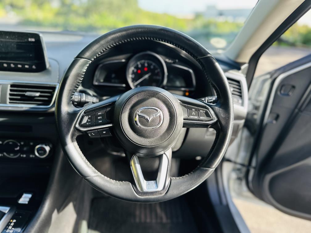 2017 Mazda Axela 15S SPORTS !! TOP SPEC !! Carousel 10