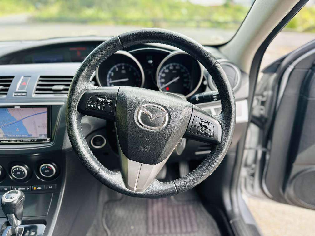 2013 Mazda Axela SPORTS !! ALL NEW TYERS !! Carousel 10