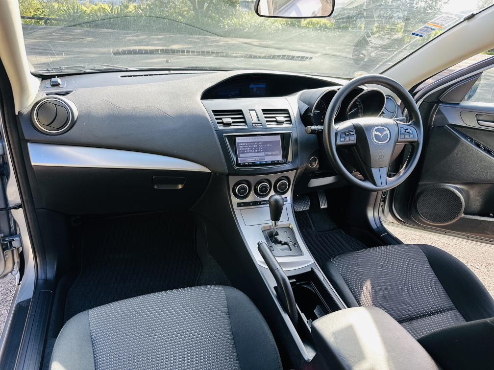 2012 Mazda Axela SPORTS !! STUNNING ALLOYS !! Carousel 13