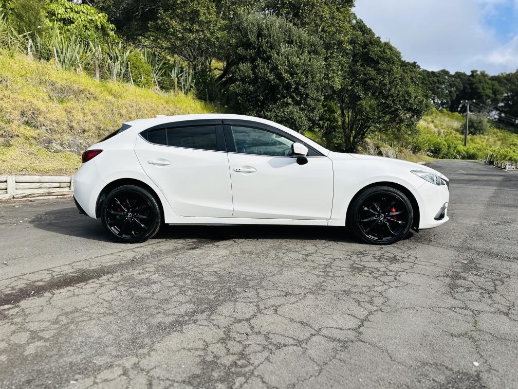 2014 Mazda Axela 20S SPORTS !! TOP SPEC !! Carousel 7