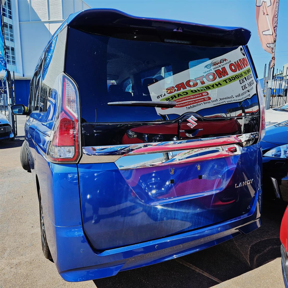 2017 Suzuki Landy 8 Seater van Carousel 6
