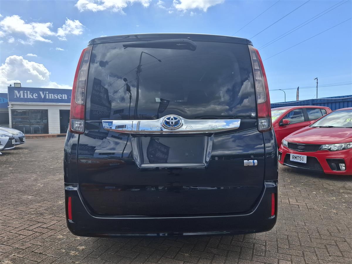 2016 Toyota Noah HYBRID CRUISE CONTROL LANE ASSIST PRE-CRASH SENSOR 2 POWER SLIDING DOORS SEAT HEATERS EV/ECO/POWER MODES ALLOYS ISOFIX Carousel 4
