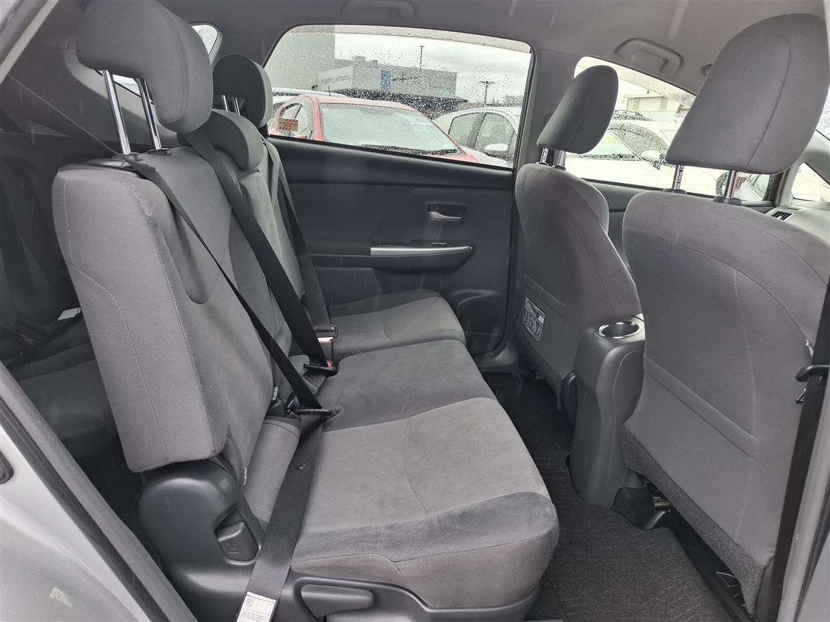 2014 Toyota Prius ALPHA 7 SEATS REVERSE CAMERA MULTI AIRBAGS BLUETOOTH AUDIO FACTORY ALLOYS EV/ECO/POWER MODES ISOFIX Carousel 10