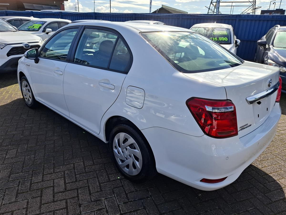 2020 Toyota Corolla AXIO HYBRID PUSH START LANE ASSIST PRE-CRASH SENSOR REVERSE CAMERA PARKING SENSORS BLUETOOTH AUDIO MULTI AIRBAGS AUTO HEADLIGHTS ECO/EV MODE Carousel 2