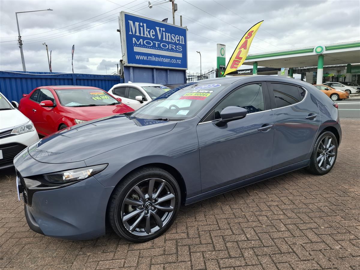 2022 Mazda 3 GTX 2.5 NZ NEW ADAPTIVE CRUISE MAPS MULTI AIRBAGS BLIND SPOT WARNING REVERSE CAMERA BLUETOOTH USB PORTS ISTOP Carousel 2