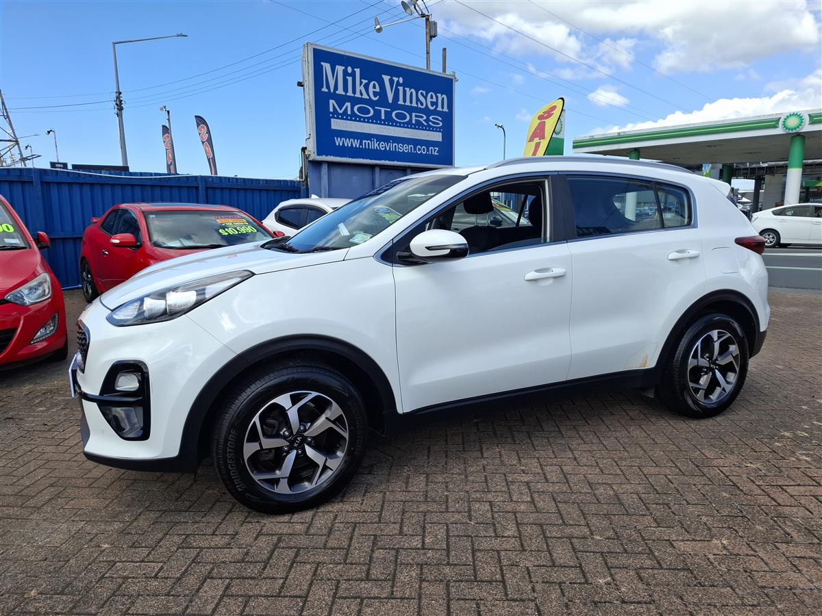 2019 Kia Sportage URBAN LX NZ NEW CRUISE CONTROL APPLE CARPLAY / ANDROID AUTO BLUETOOTH LANE ASSIST REVERSE CAMERA MULTI AIRBAGS PARKING SENSORS DRIVE MODES USB PORT FACTORY ALLOYS Carousel 2