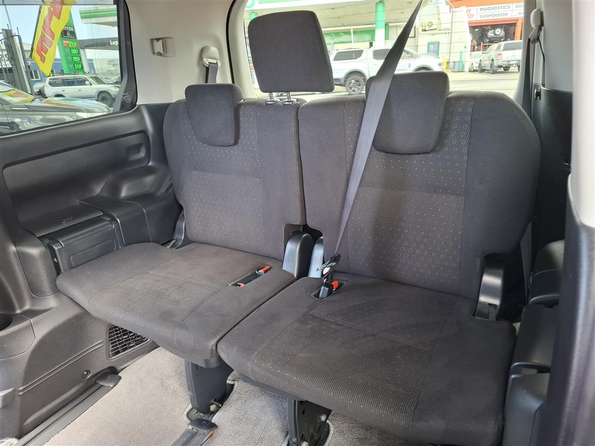 2016 Toyota Noah HYBRID CRUISE CONTROL LANE ASSIST PRE-CRASH SENSOR 2 POWER SLIDING DOORS SEAT HEATERS EV/ECO/POWER MODES ALLOYS ISOFIX Carousel 9