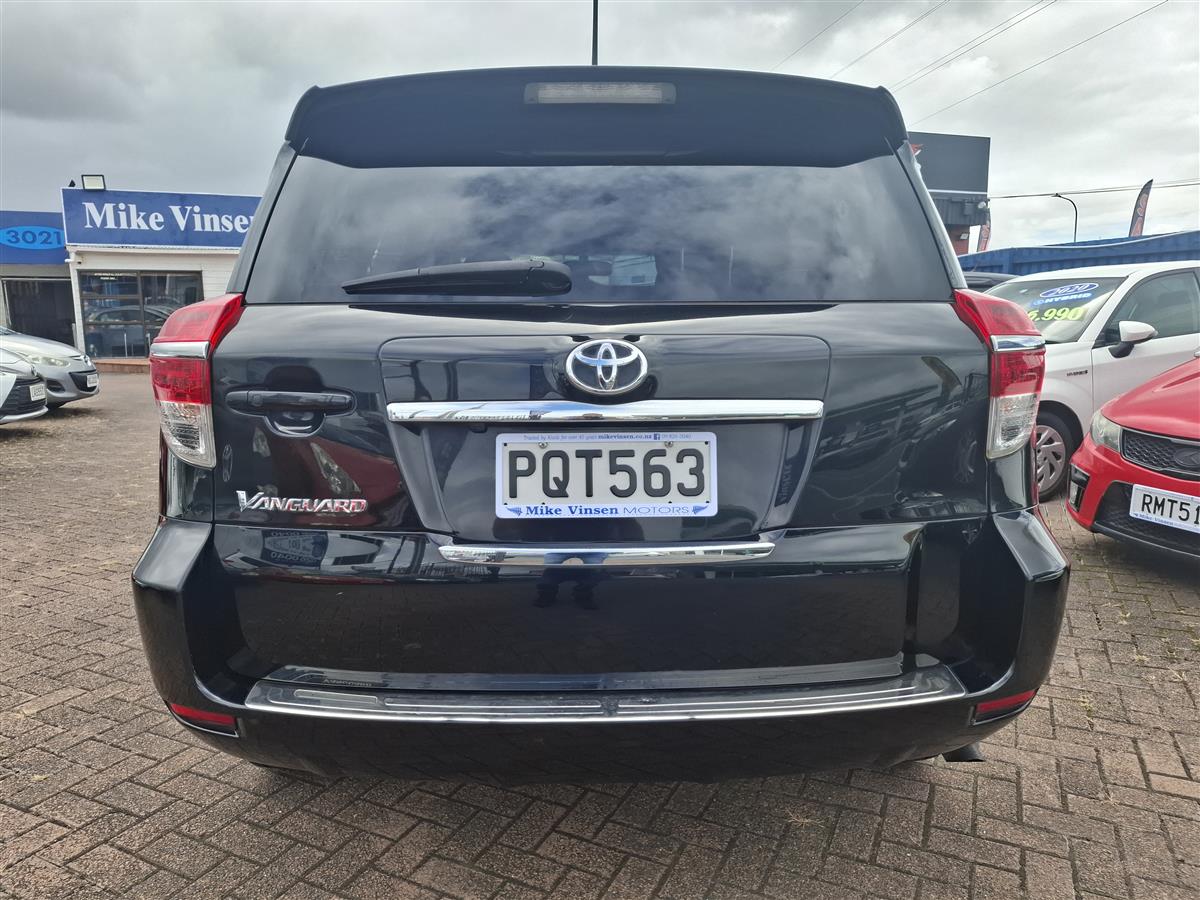 2010 Toyota Vanguard 7 SEATS CRUISE CONTROL APPLE CARPLAY / ANDROID AUTO PUSH START REVERSE CAMERA MULTI AIRBAGS TRACTION CONTROL USB PORT FACTORY ALLOYS Carousel 4