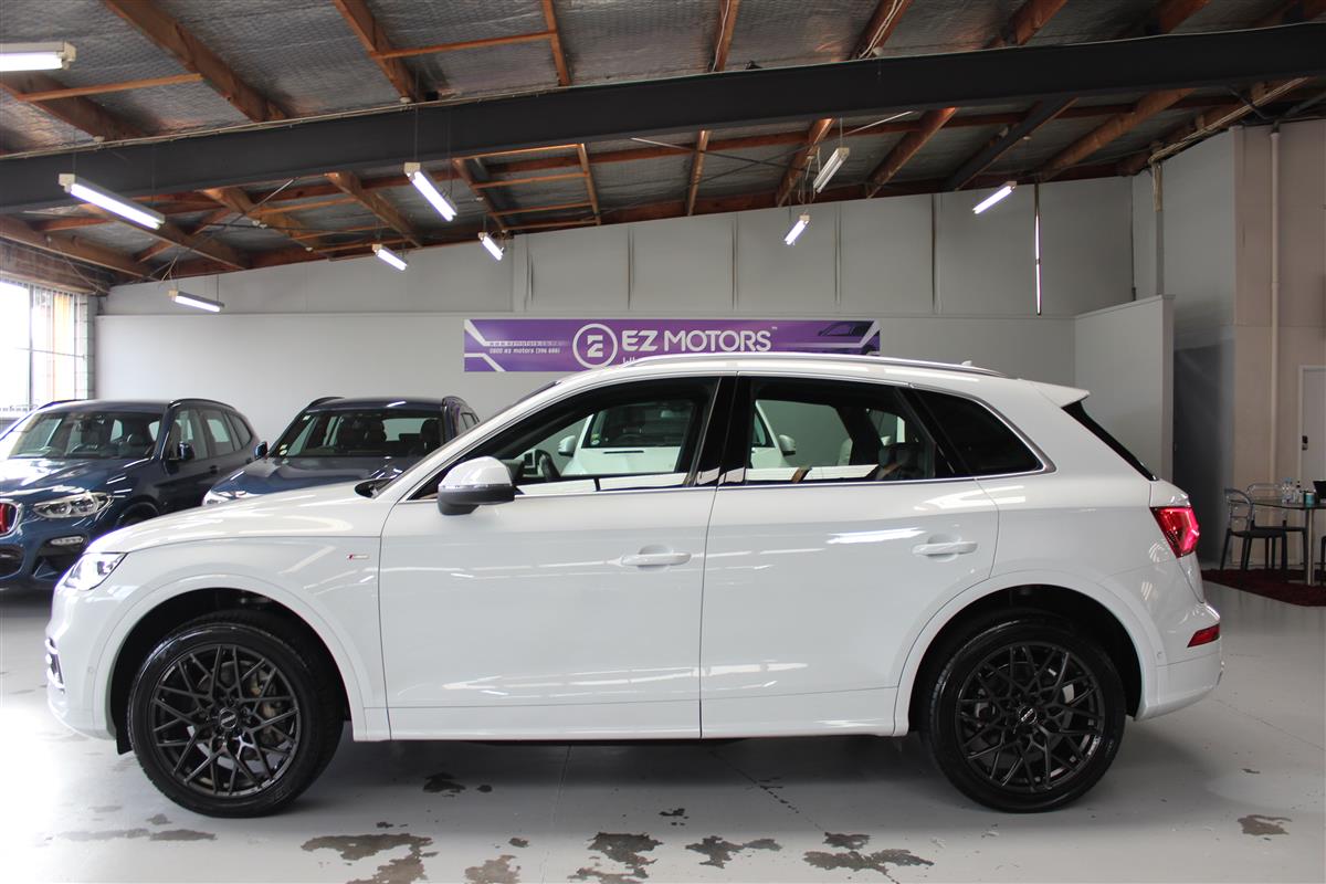 2019 Audi Q5 40TDI Quattro S Line Carousel 6