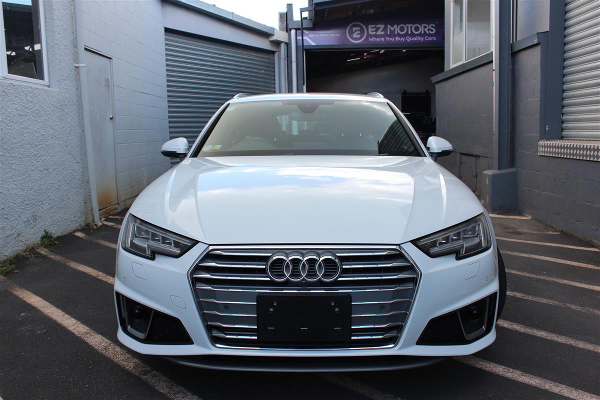 2019 Audi A4 Avant 40TFSI S Line Carousel 1