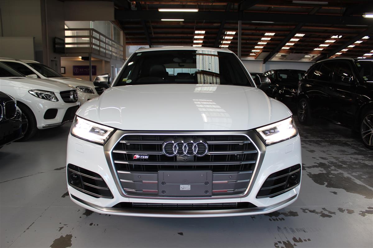 2018 Audi SQ5 Carousel 1