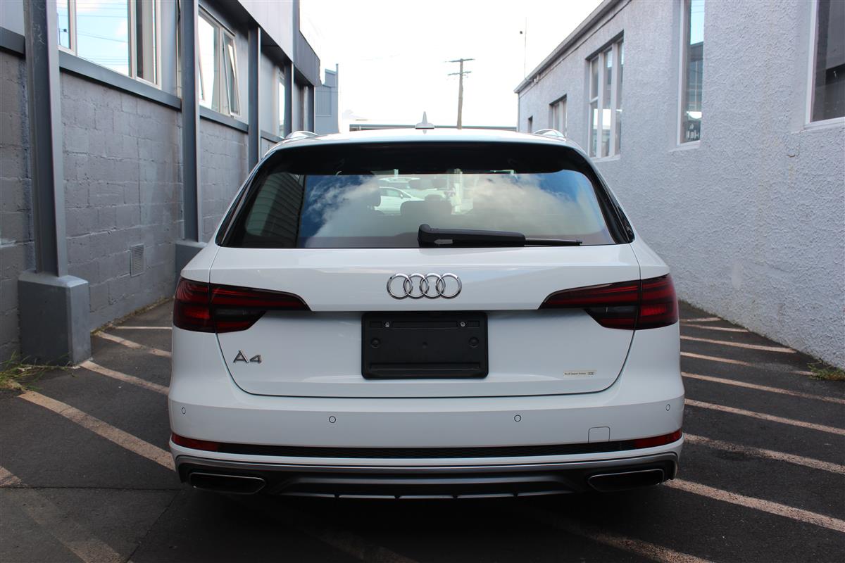 2019 Audi A4 Avant 40TFSI S Line Carousel 4