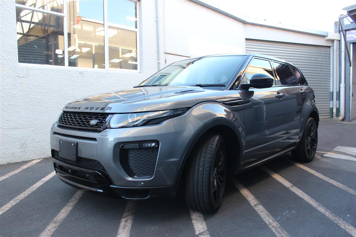 2017 Land Rover Range Rover Evoque HSE Dynamic Carousel 2