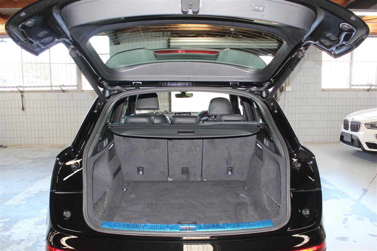2020 Audi Q5 40TDI S Line Quattro Carousel 8