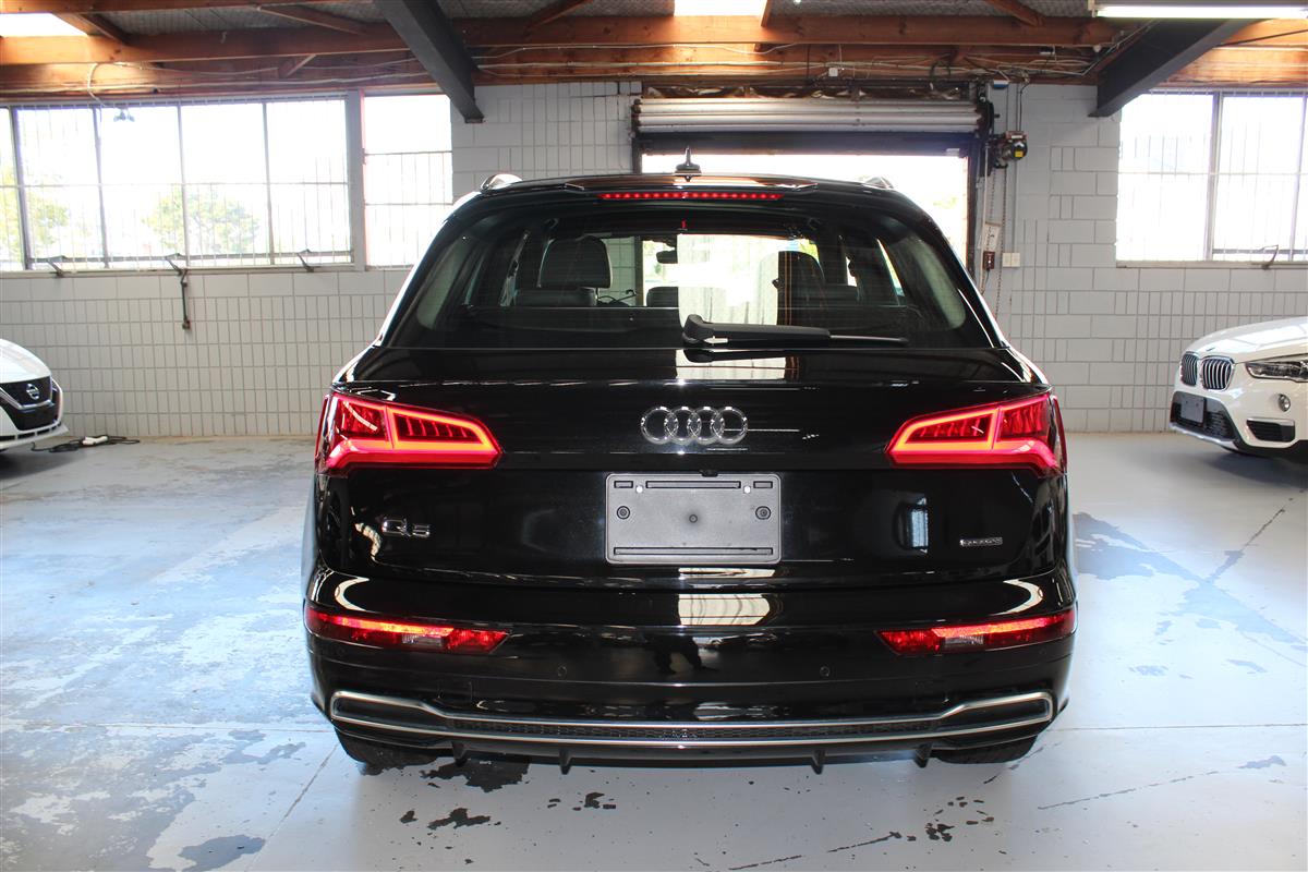 2020 Audi Q5 40TDI S Line Quattro Carousel 4